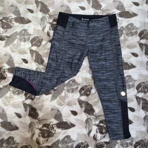 MPG Capri Workout Leggings Size Small